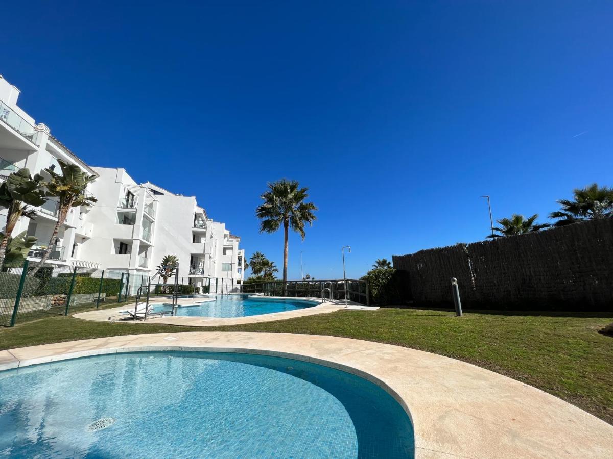 Apartment In Manilva, Just A Few Steps From The Beach Esterno foto